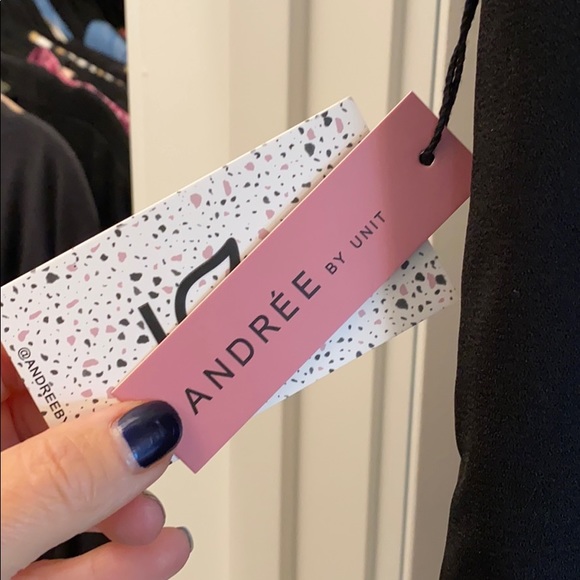 Perfect LBD - Picture 3 of 5